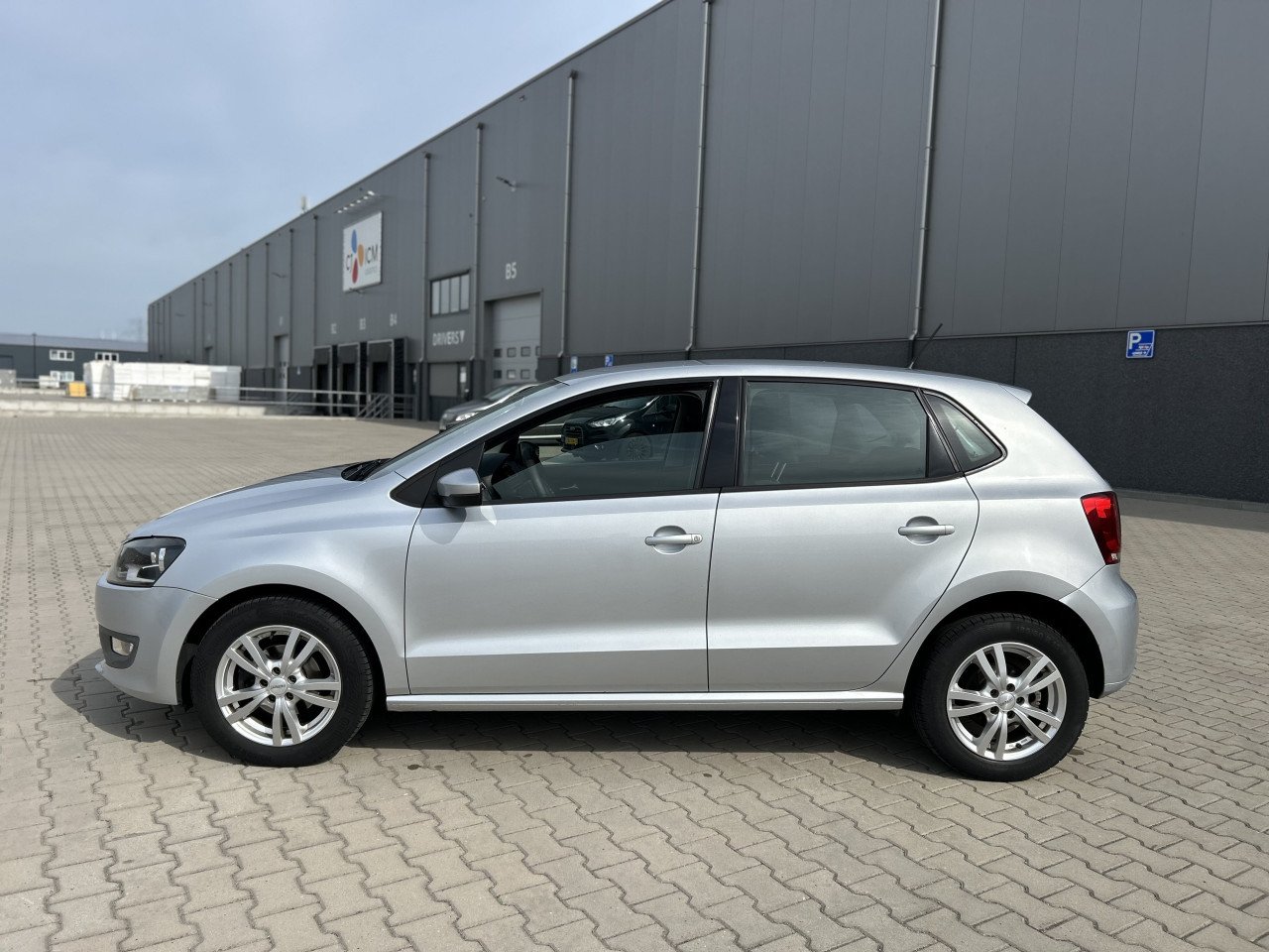 Volkswagen Polo 1.4-16V Comfortline/APK/AIRCO/BLUETOOTH/