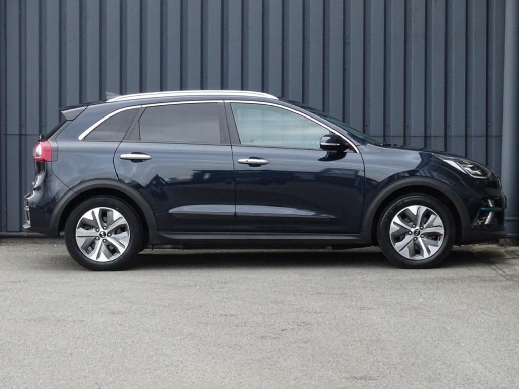 Kia E-niro executiveline 64 kwh incl. btw | led | stoelkoeling-en verwarmin