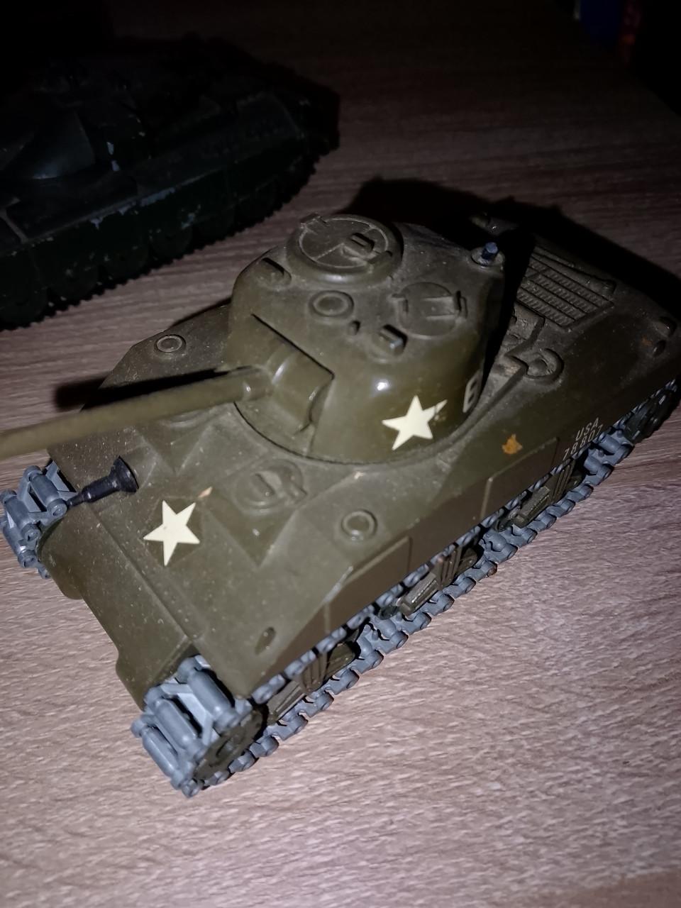 Te koop Solido, Siku, Corgi tanks