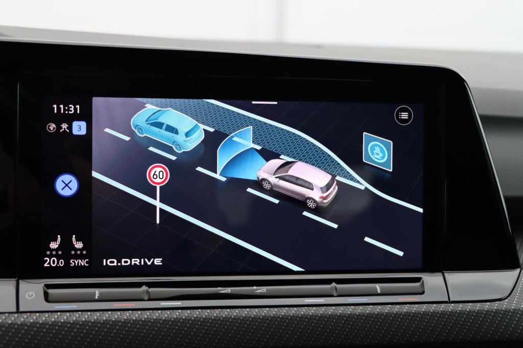 Volkswagen Golf 1.5 etsi r-line | 130pk | dsg7