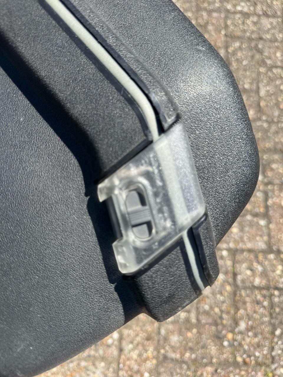 Zwarte Samsonite koffer met instelbaar codeslot