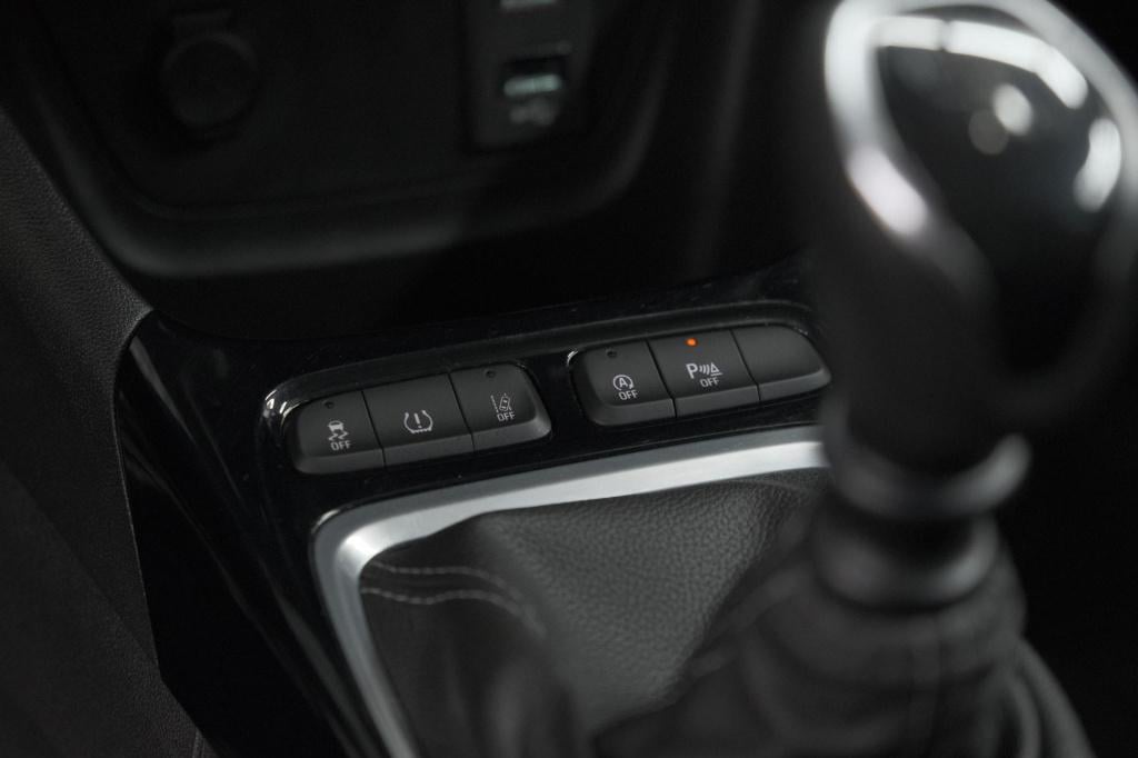Opel Crossland X turbo 110 gs line | trekhaak | camera | apple carplay | na