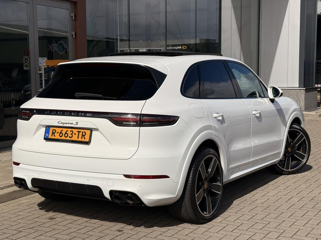 Porsche Cayenne 3.0 | sportdesign | pano | sportchrono | luchtvering | acc 