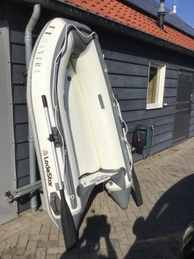 Lodestar 260 airdeck