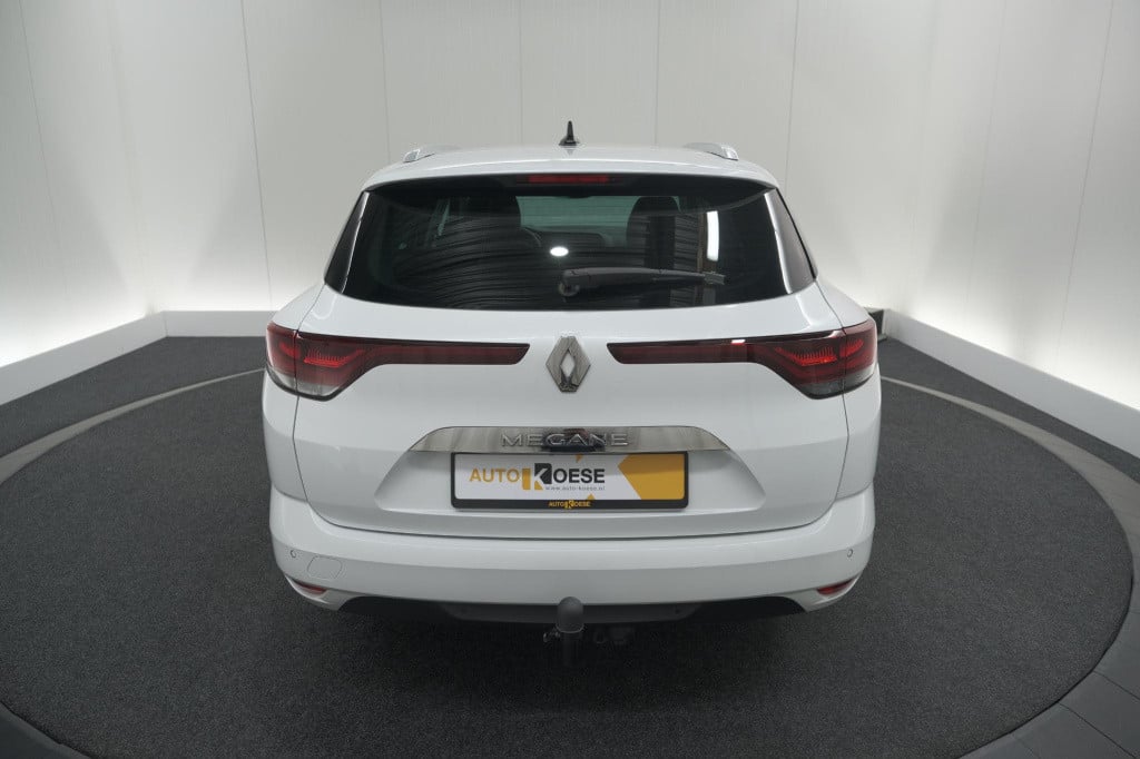 Renault Megane tce 140 edc techno | trekhaak | camera | navigatie | 9.3 inc