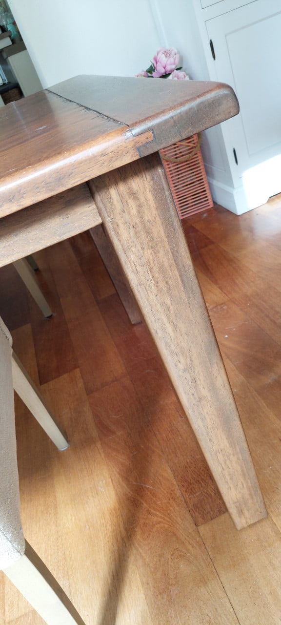Massief houten eetkamer tafel