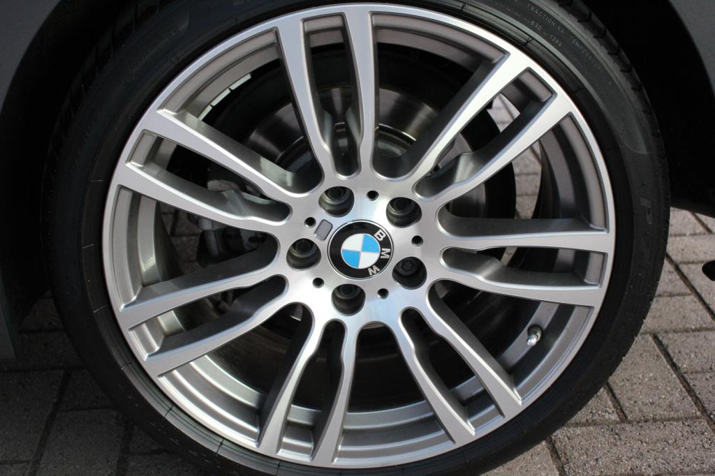 BMW 3-serie 320i xdrive m sport edition | dealer onderhouden
