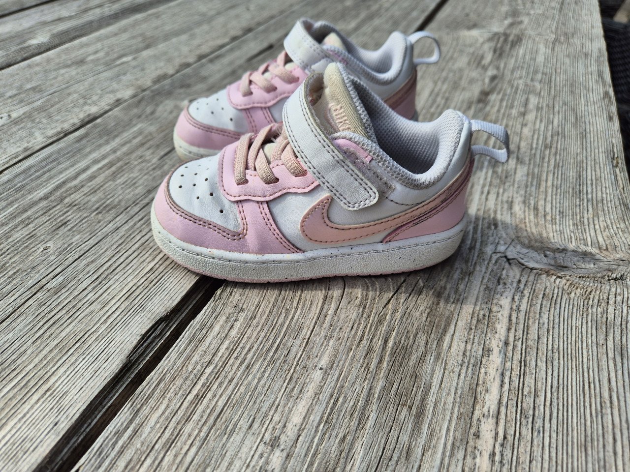 Wit/roze sneakers Nike, maat 23,5