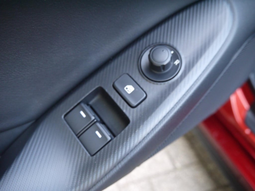 Mazda Mx-5 1.5 skyactiv-g 132 exclusive-line