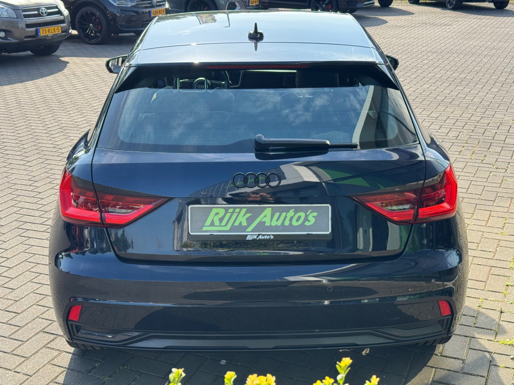 Audi A1 Sportback 35 tfsi advanced * stoelverwarming * navigatie * cruise c