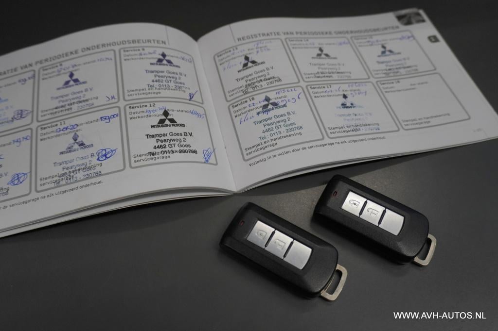 Mitsubishi Outlander 2.2 di-d instyle