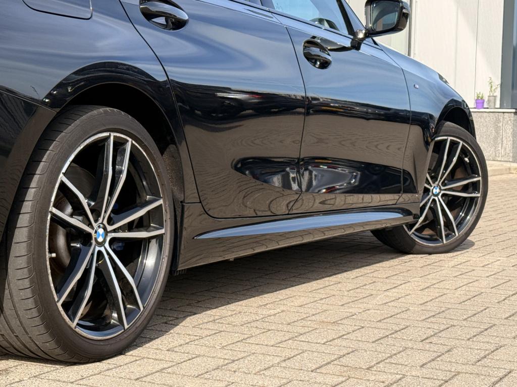 BMW 3-serie 330e m-sport | 360 | pano | leder | acc | stoelverwarming | app
