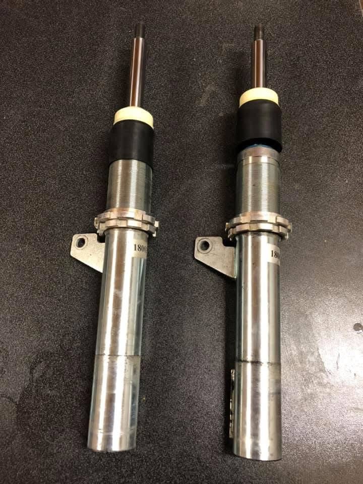 Triple-S Schroefset VW Golf 5