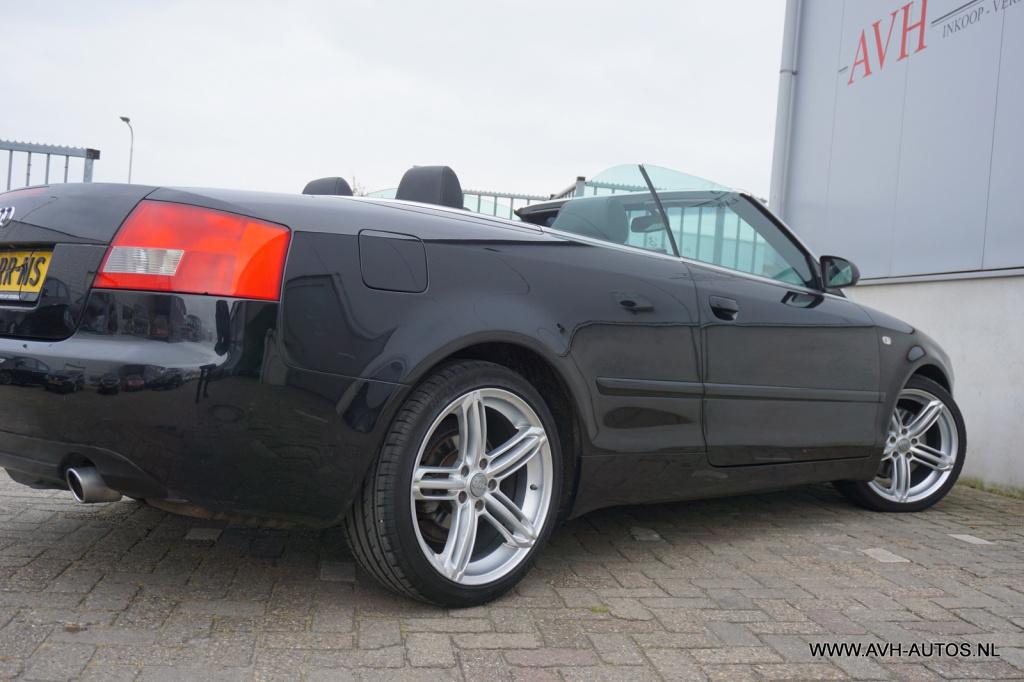 Audi A4 cabriolet 2.4 v6 exclusive