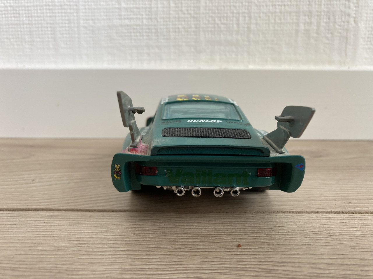 8x Revell 1:24 en Bburago