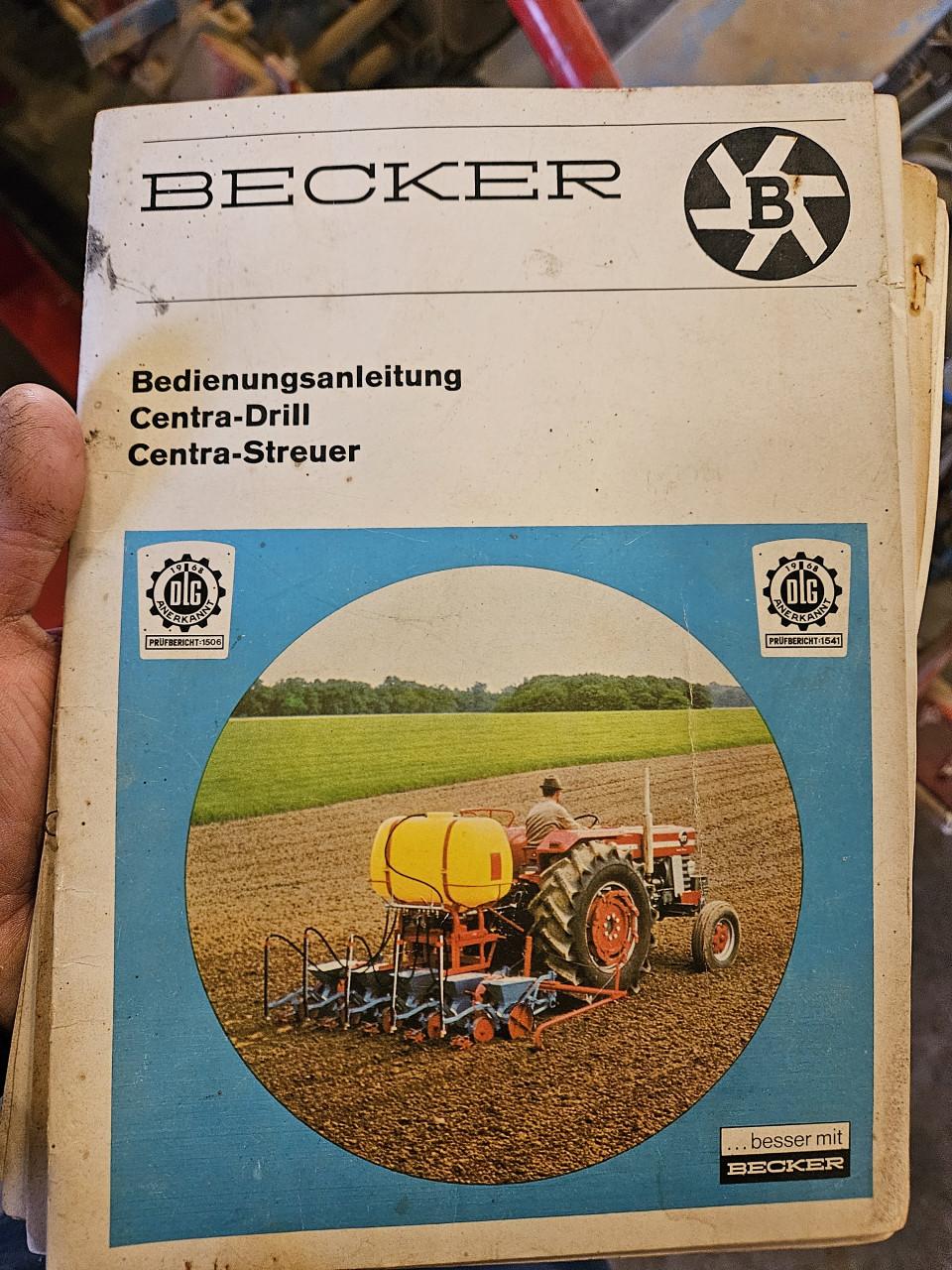 Becker Centra-Drill zaaimachine