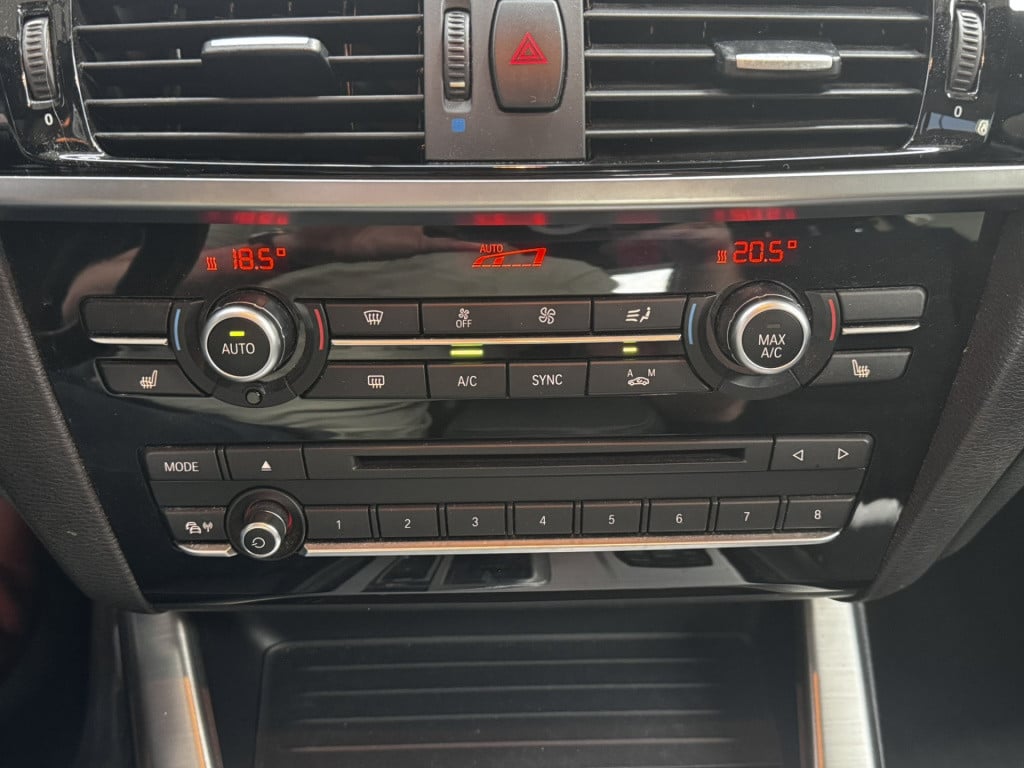 BMW X3 xdrive20i high executive | m-pakket | 19'' lmv | pano | camera