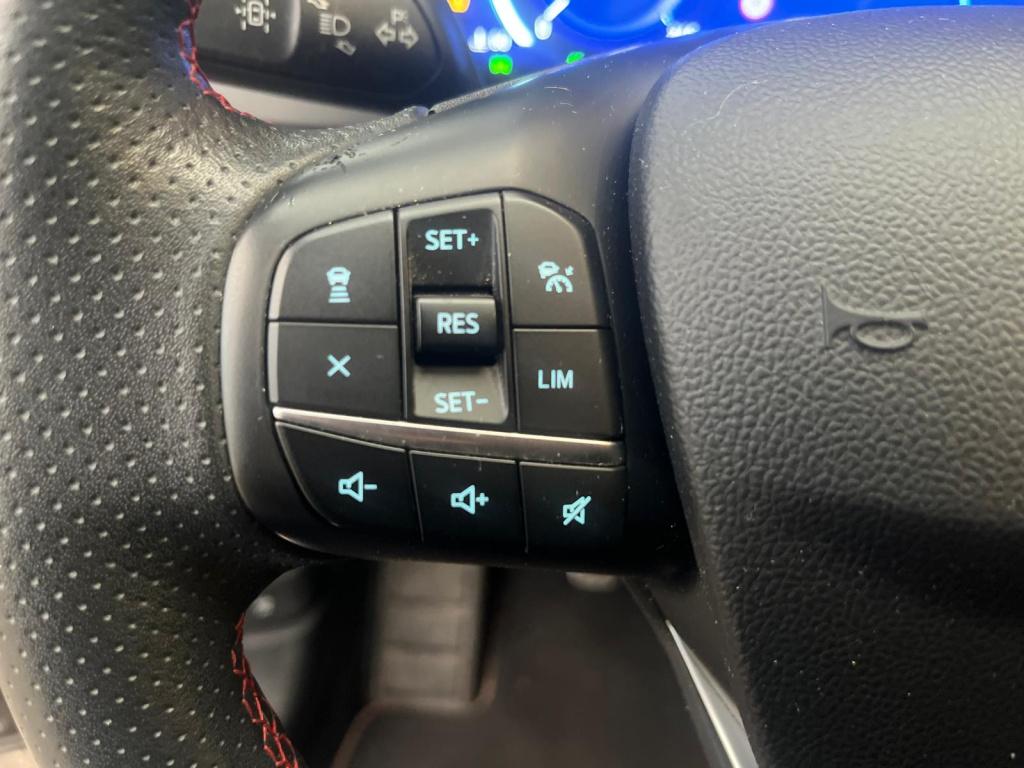 Ford Kuga 1.5 ecoboost st-line x | trekhaak | climate |