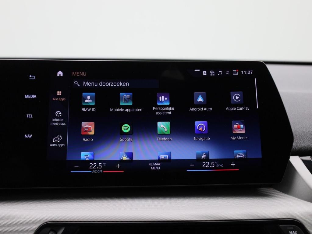 BMW X1 xdrive25e | automaat | lmv | parkeer sensoren | virtual cockpit | ca