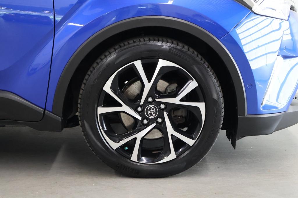 Toyota C-hr 1.8 hybrid style| trekhaak| camera| stoel.verw| adap.cruise