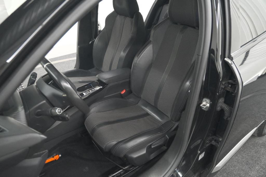 Peugeot 2008 puretech 130 gt-line | camera | adaptieve cruise control | all