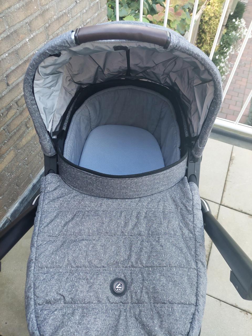 Mutsy iGo kinderwagen