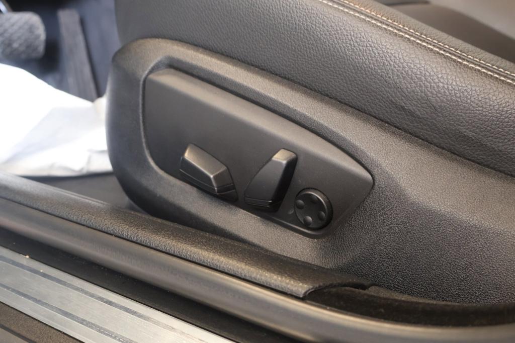 BMW 5 Serie 528i high executive dealer oh, carplay, pano, keyless, led, hea