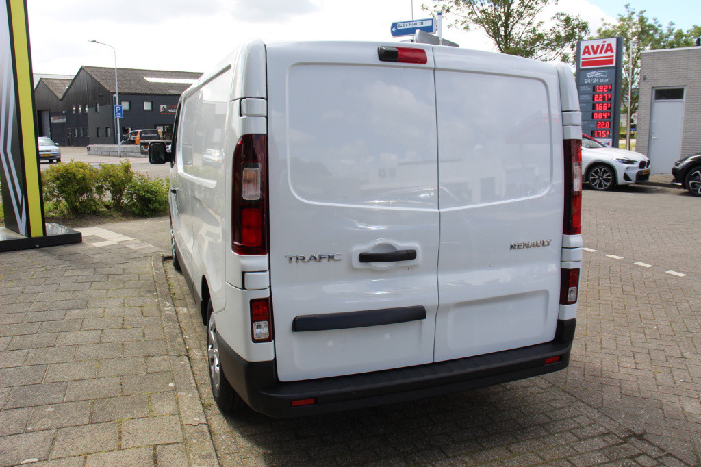 Renault Trafic 2.0 dci 130 t30 l2h1 koelwagen work edition uit voorraad lev