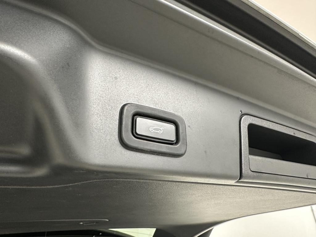 Land Rover Range Rover 1.5 p300e awd nolita ed. | panoramadak | meridian |