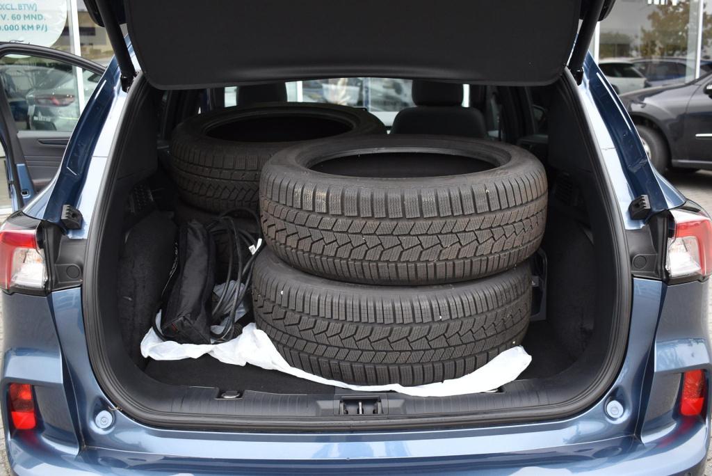 Ford Kuga 2.5 phev st-line x | climate control | adaptieve cruise control |