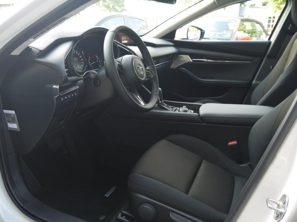 Mazda 3 2.5 e-skyactiv-g m hybrid 140 exclusive-line aut.|rijklaar