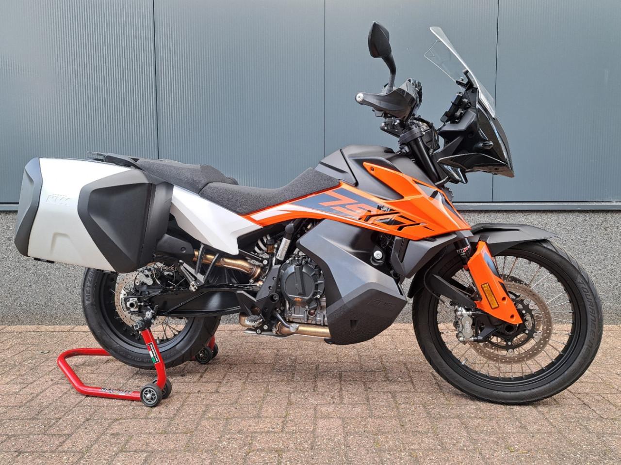 KTM 790 Adventure