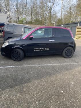 Lancia ypsilon 1.2 ici paris