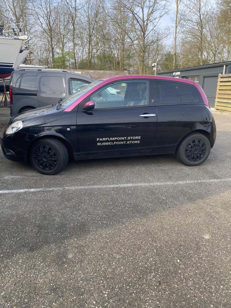 Lancia ypsilon 1.2 ici paris