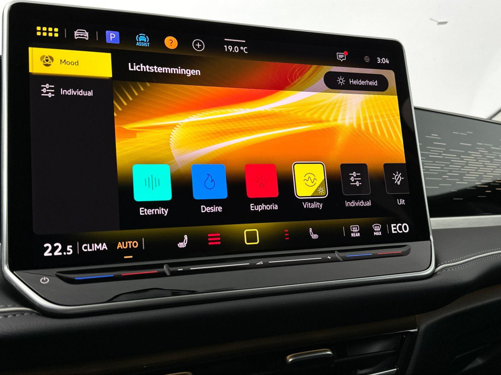 Volkswagen Passat variant elegance business 1.5 ehybrid 150 kw / 204 pk var