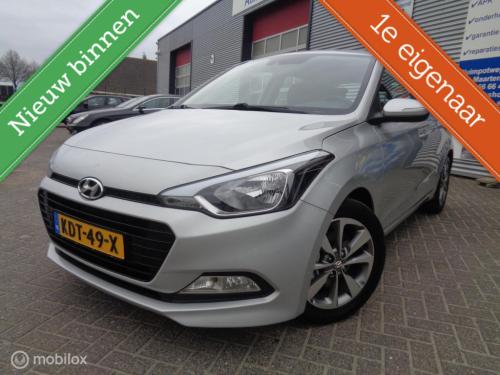 Hyundai I 20 1.0 t-gdi comfort/airco/camera/pdc/1st eig/lm velgen/slechts 8