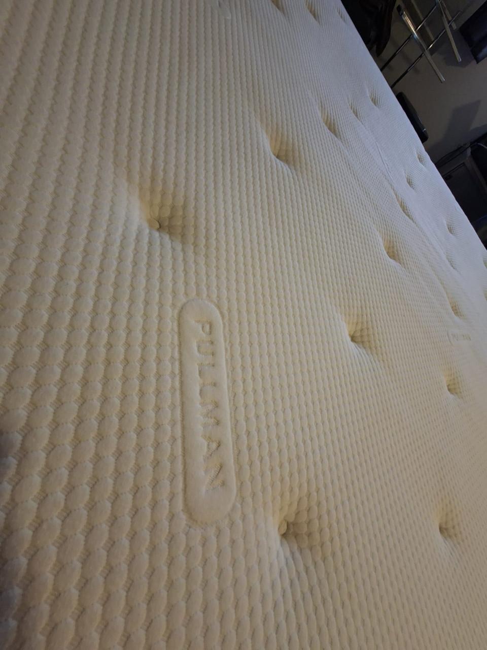 Bed boxspring 160 x 200 cm Pullmann