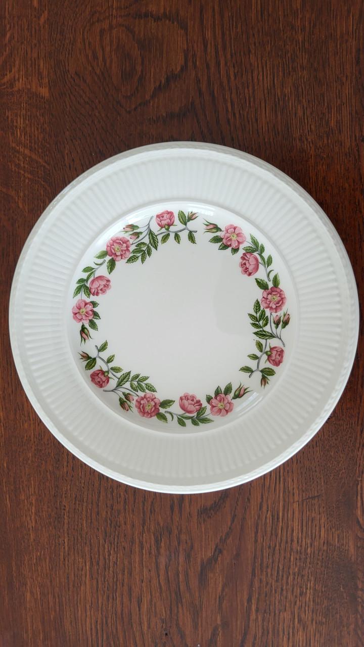 Set v 6 Wedgwood Rosalind gebaksbordjes 18 cm - NIEUW