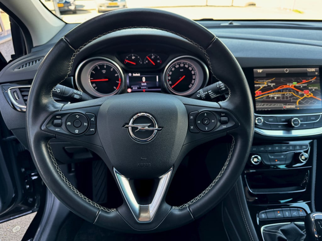 Opel Astra 1.4 innovation navi ecc cruise