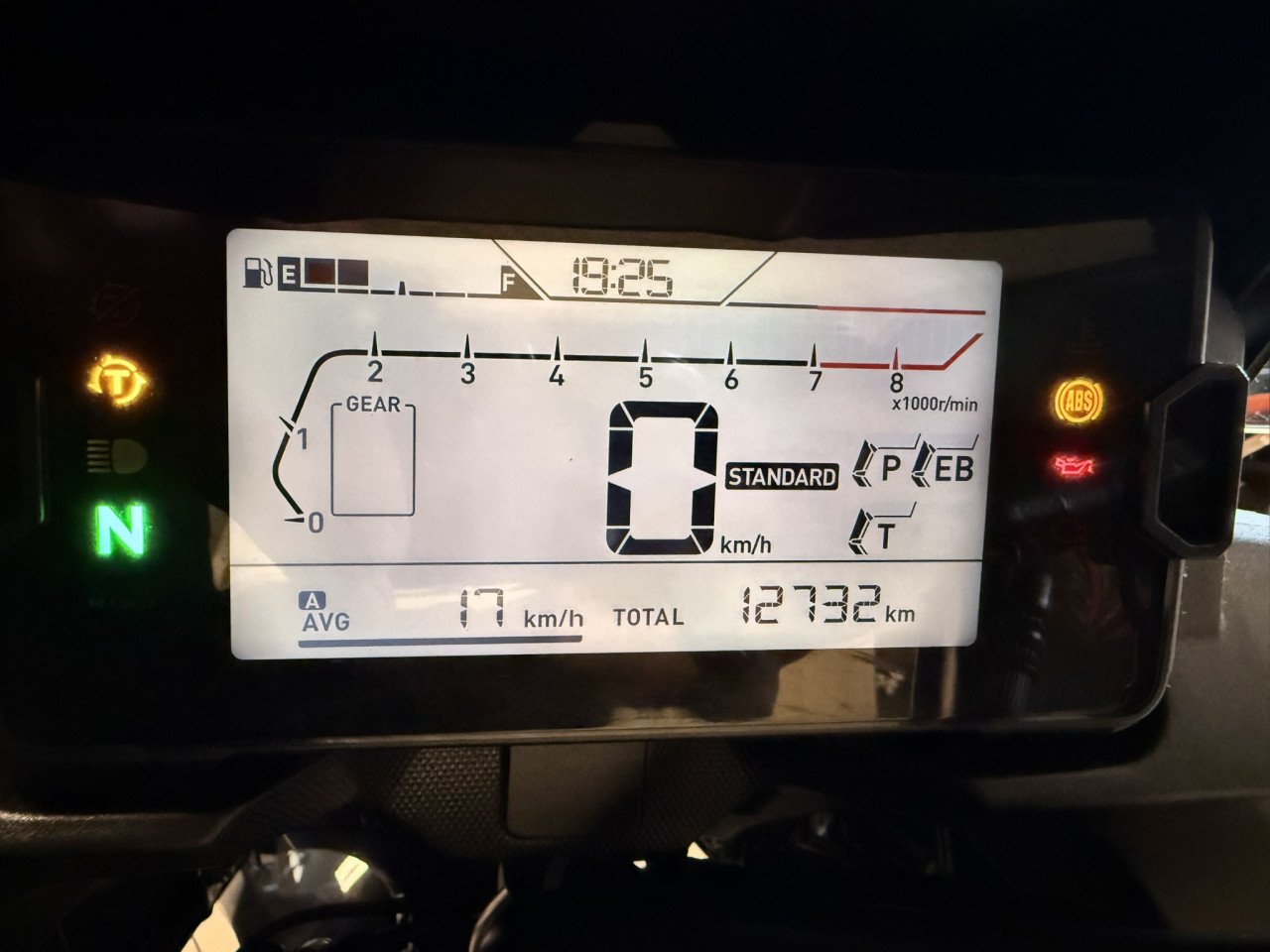 Jonge en zeer nette Honda NC 750 X 35KW 12.000km en bj 2021!
