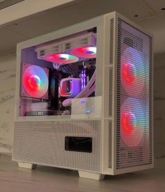 Witte Game PC – ROG Strix RGB 12G & Ryzen power, 16GB RAM - EyeCatcher!