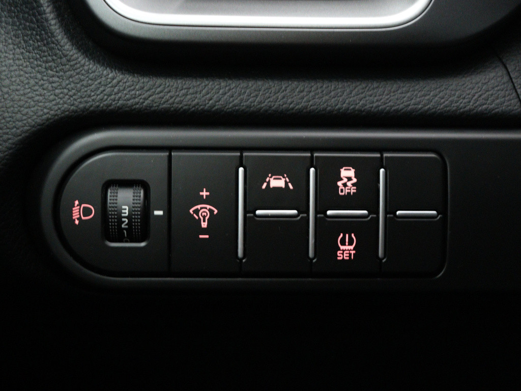Kia Xceed 1.5 t-gdi mhev dynamicline limited | navigatie | achteruitrijcame