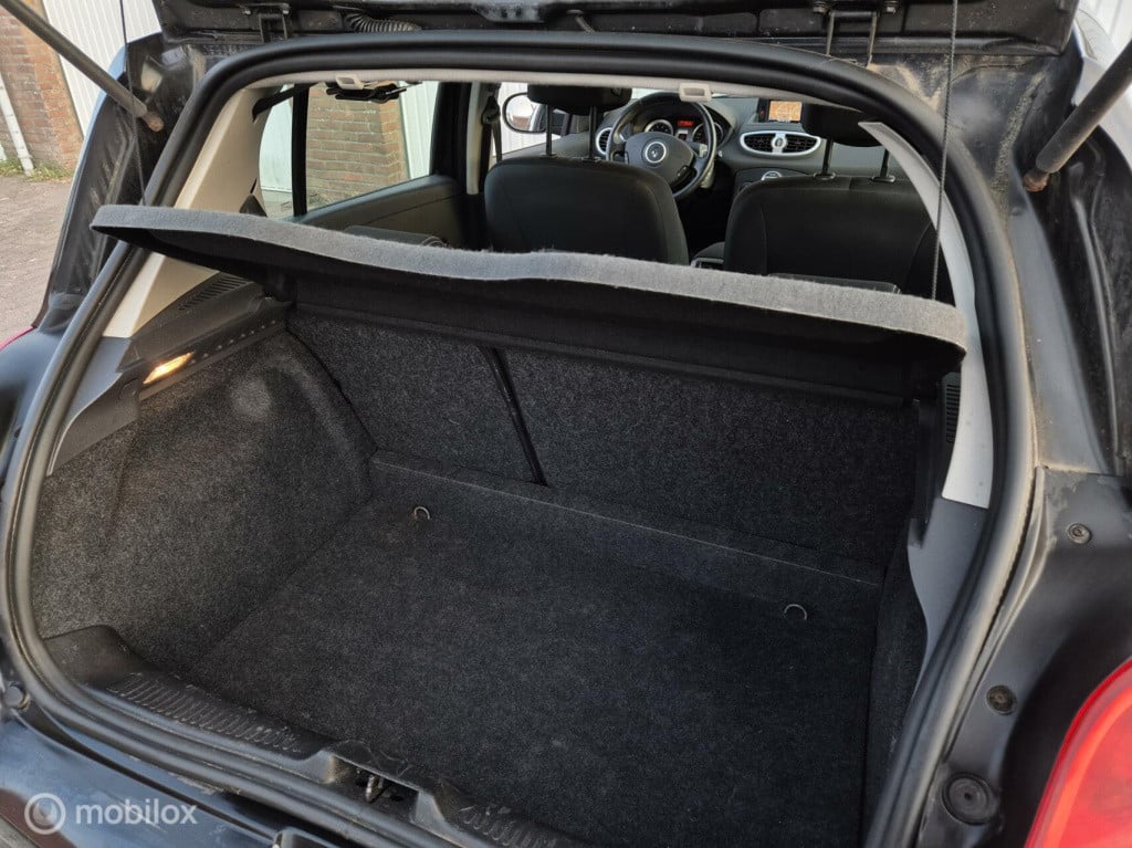 Renault Clio 1.2 tce dynamique / origineel nl / dealeronderhouden / airco /