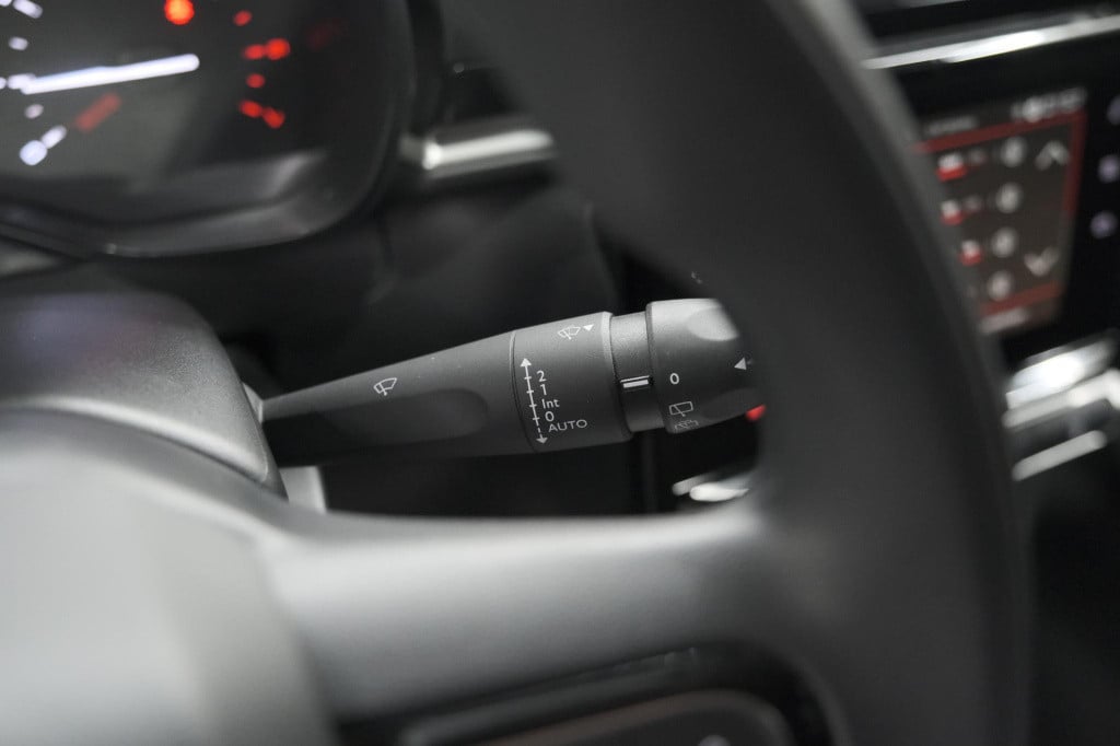 Citroen C3 puretech 110 eat6 max | apple carplay | parkeersensoren | 16 inc