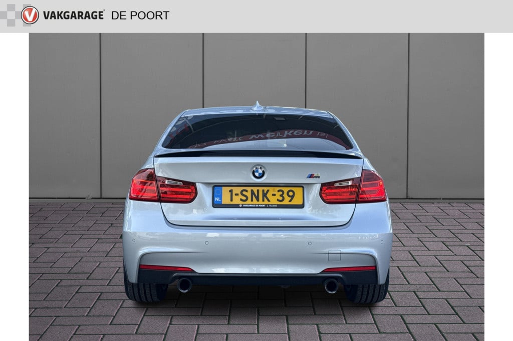 BMW 3-serie 320i high executive m sport | nl-auto | dealer ond. | m perform