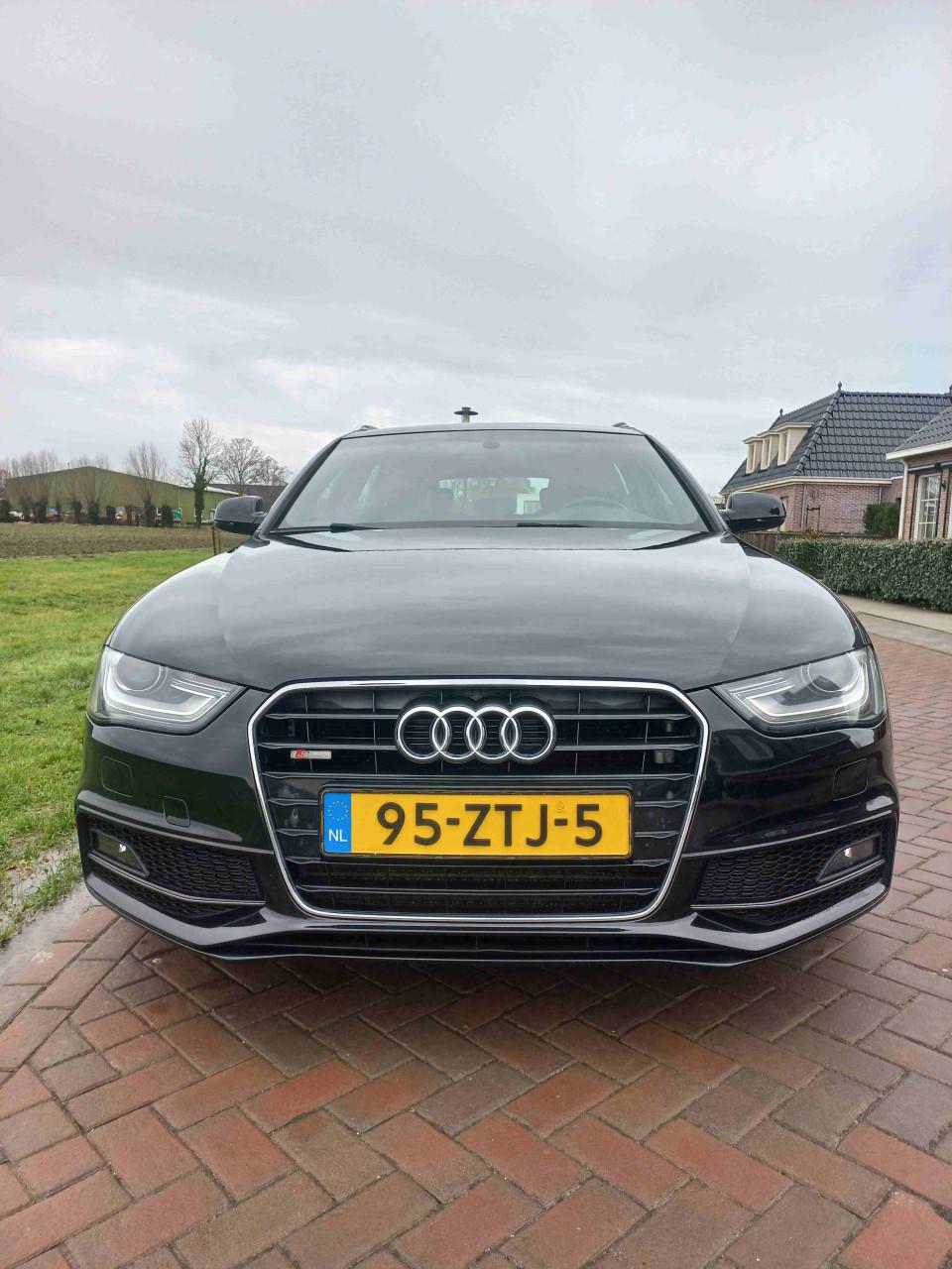 Audi A4 1.8 Tfsi 88kW/120 pk 2013 Zwart