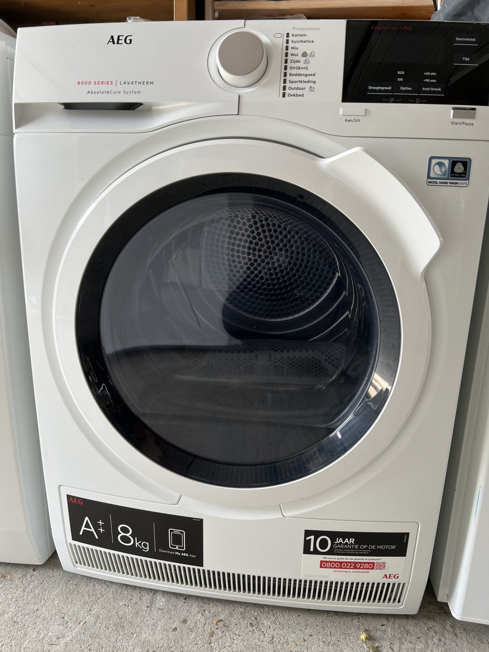 AEG T8DB84GW 8000 serie AbsoluteCare Warmtepompdroger 8 kg. Trommel