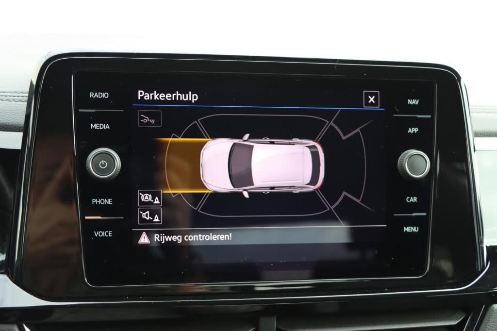 Volkswagen T-roc 1.5 tsi r-line 150pk dsg7