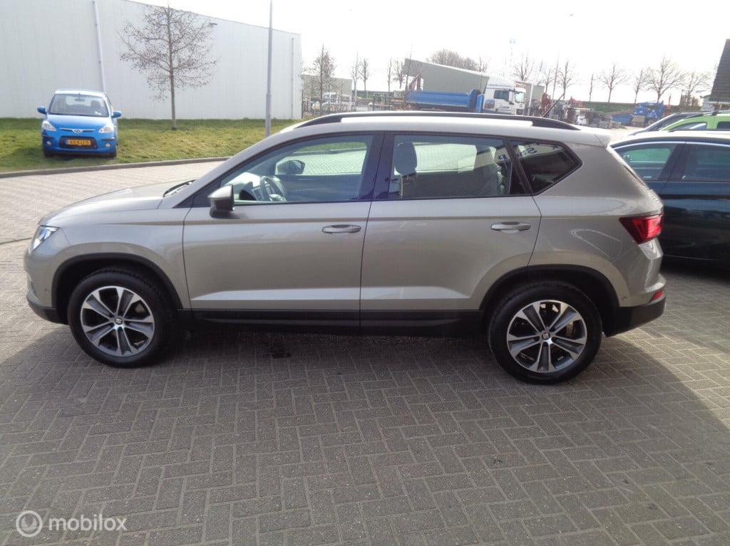 Seat Ateca 1.0 ecotsi style/airco/ecc/lm velgen/1st eig/trekhaak