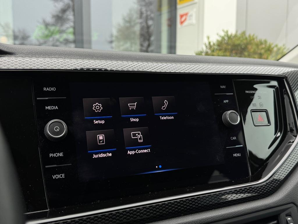 Volkswagen Taigo 1.0 tsi life business * carplay * stoelverwarming * pdc 2x